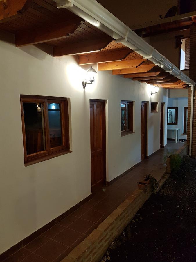 Accueillant Auberge Сальта Экстерьер фото