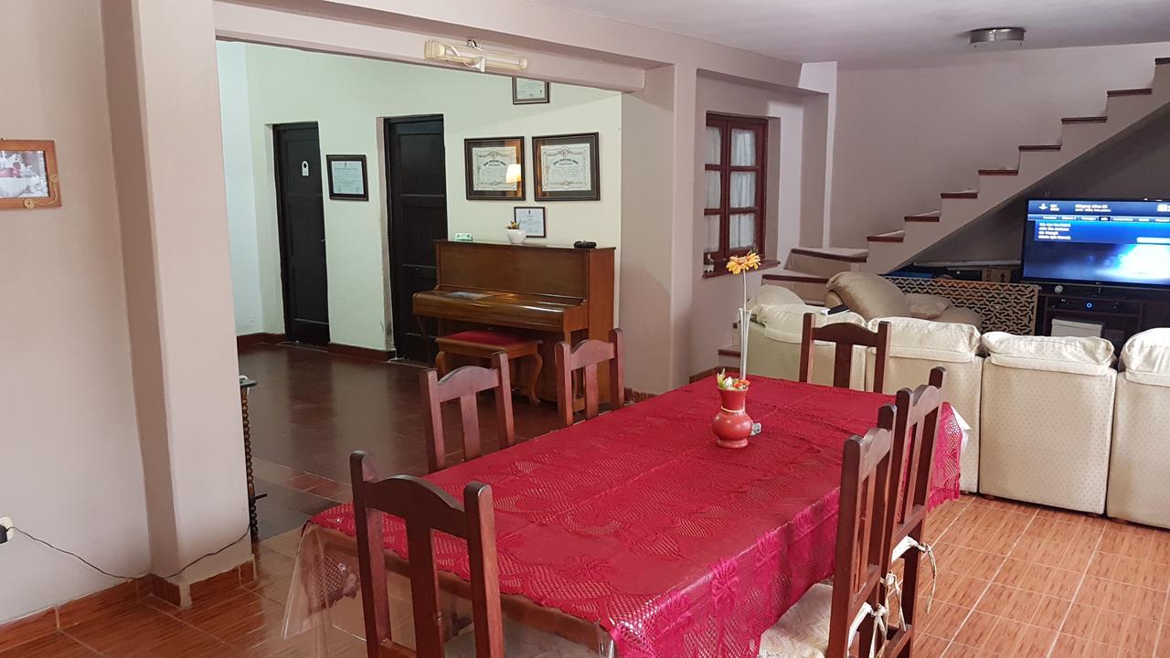 Accueillant Auberge Сальта Экстерьер фото